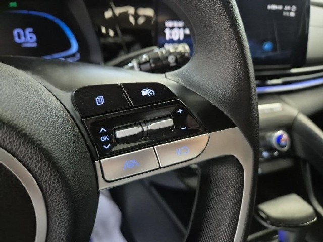 6091501817R15.jpg