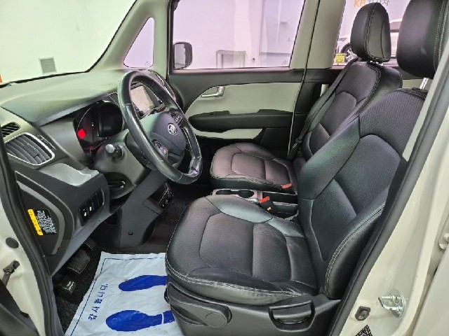 6091501715R11.jpg