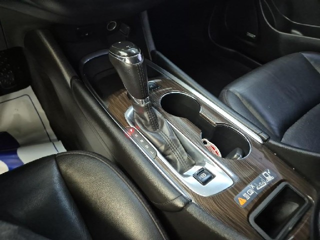 6091501706R8.jpg