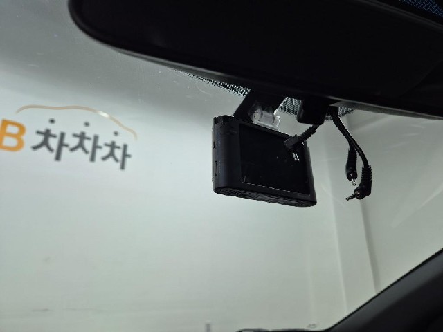 6081502015R15.jpg