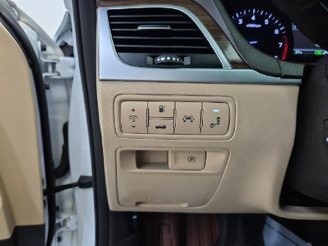 6091500774R17.jpg