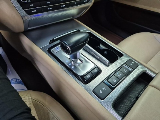 6091500774R8.jpg
