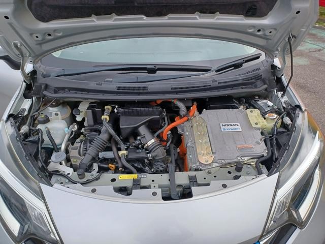 0501564A30261015W00108.jpg