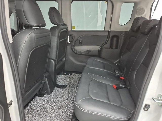 6091001414R12.jpg