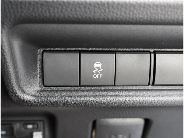 0200810A30261015W00216.jpg