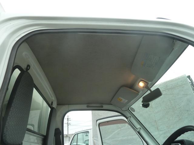 0504287A30250526W00112.jpg