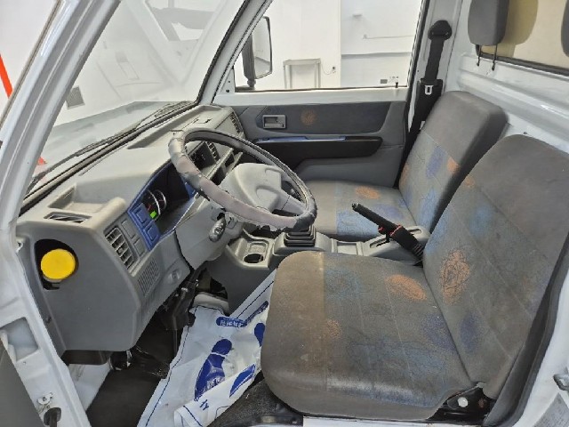 6081500992R10.jpg
