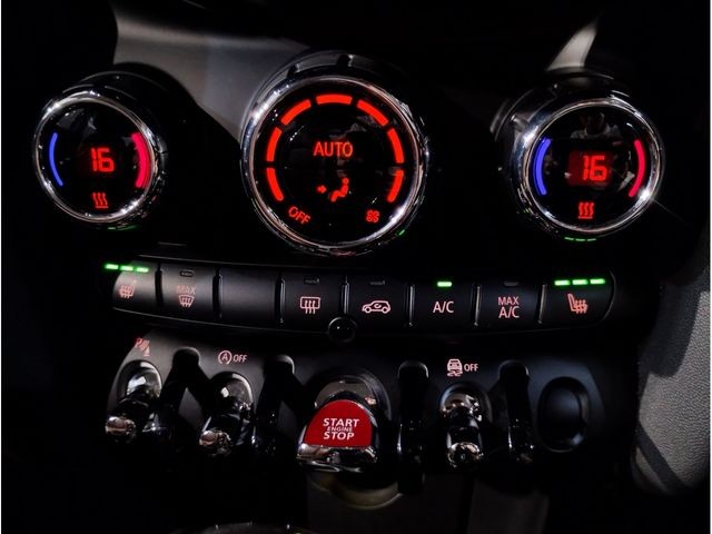 d7f1cac9b5ac15031e815c9d26b17819.jpg