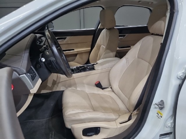 5c55595752236be9c78d18e297441582.jpeg