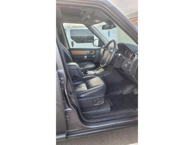 5c16bcbec40e643bdf810854330a9c05.jpeg