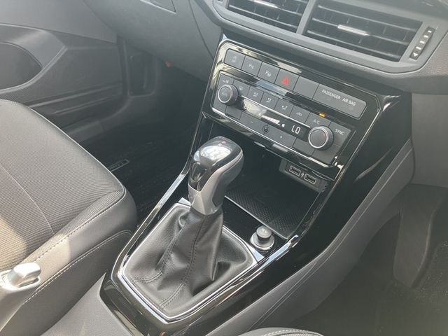 f3302c3e4bdad6a5fc8208ea65477c84.jpg