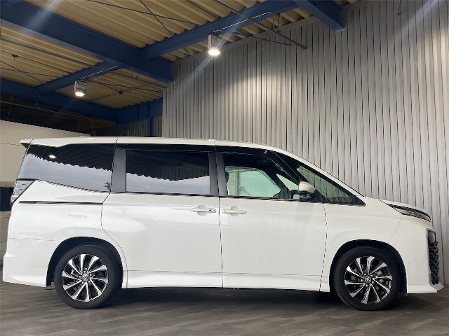 b1318756dd9b95359fd659423adbafe7.jpg