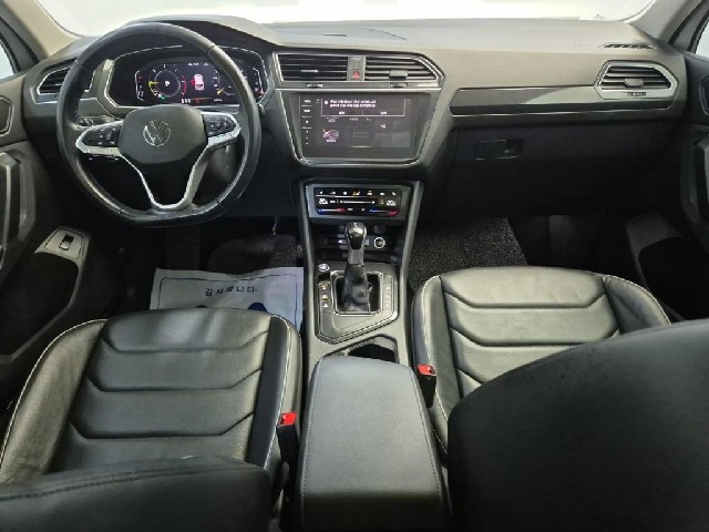 6091500215R7.jpg