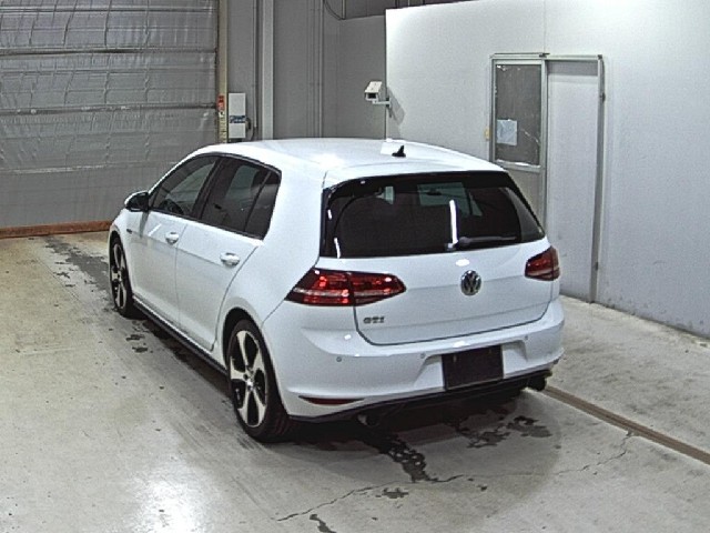 3f543d480caebe5bd216887de1e9822d.jpg
