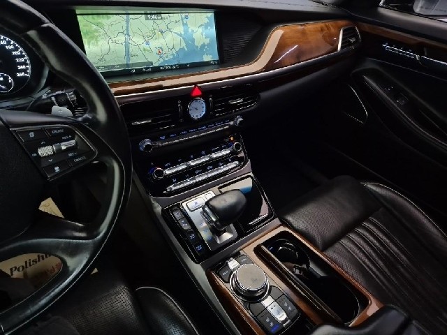 6081501812R10.jpg