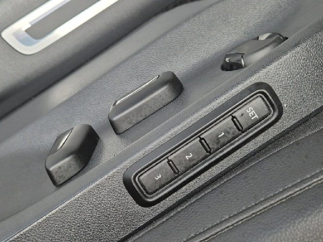6091000715R17.jpg