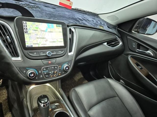 6061000497R10.jpg