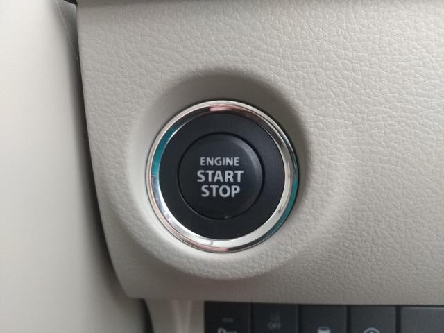 1101479A30261013W00118.jpg