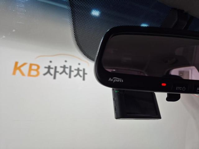6061002077R14.jpg