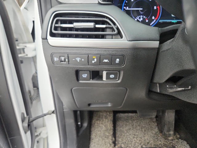 lotterental_101852558_w4B8V_3.jpg