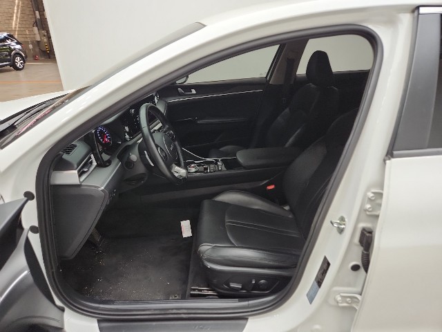 lotterental_111116181_UR3wd_3.jpg