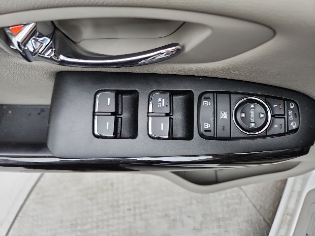 lotterental_135416217_r4yde_9.jpg