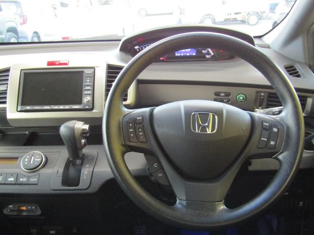 0530123A30260929W00911.jpg