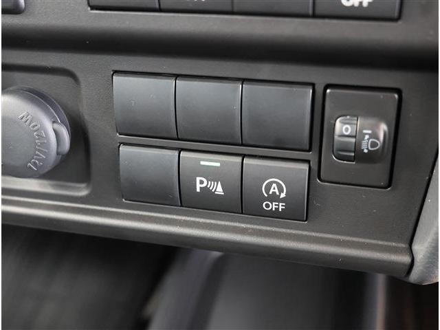 0200810A30261015W00313.jpg