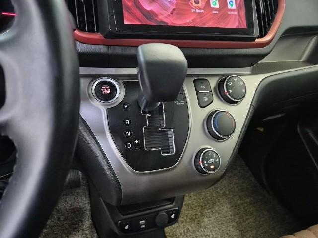 6071501586R8.jpg