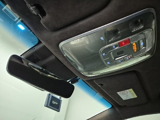 6061001536R17.jpg