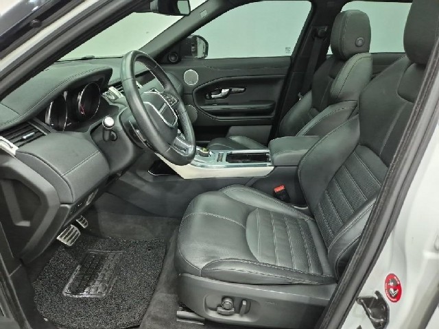 6071000043R11.jpg