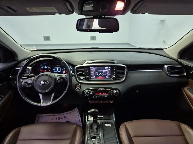 6081501903R7.jpg