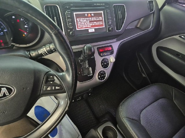 6071501128R10.jpg