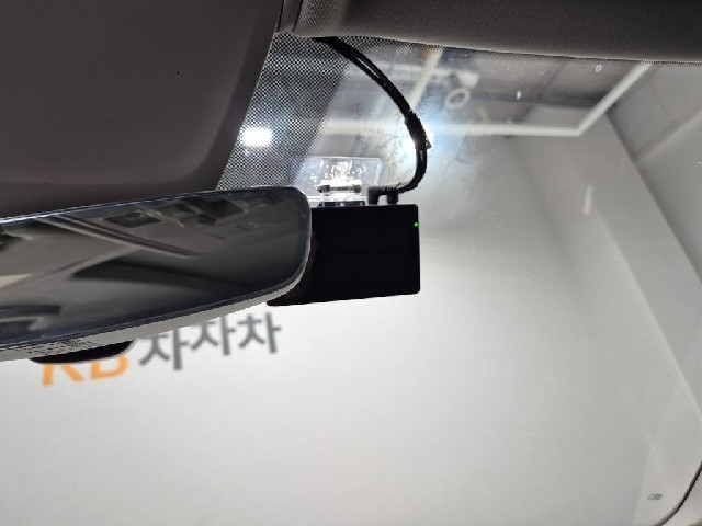 6071000036R17.jpg