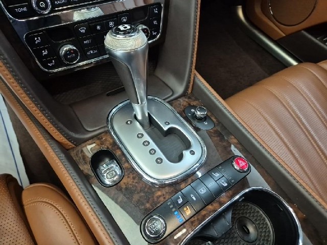 6061501713R8.jpg