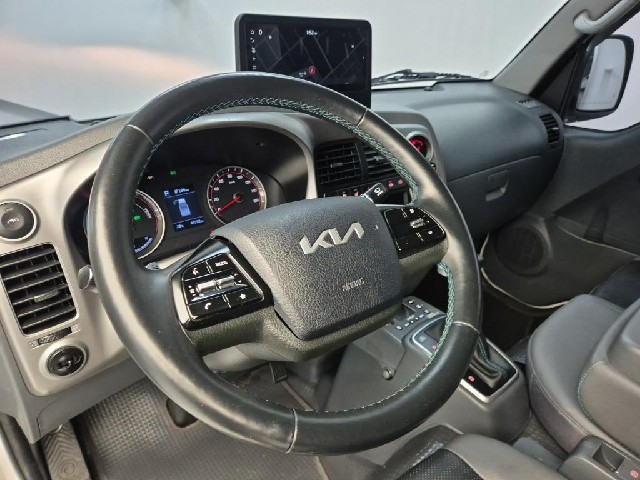 6061502253R8.jpg