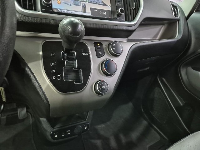 6061001367R8.jpg