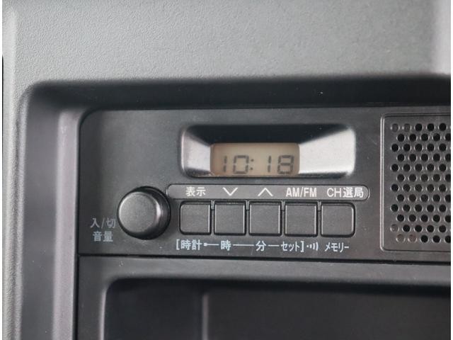 0500206A30261013W00211.jpg