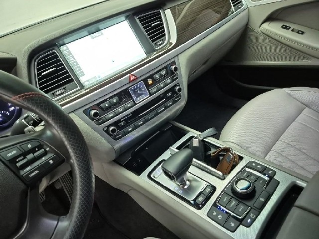 6041001373R10.jpg