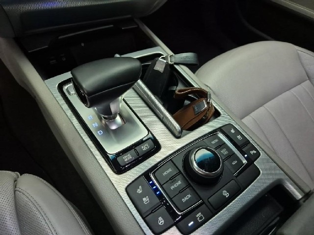 6041001373R8.jpg