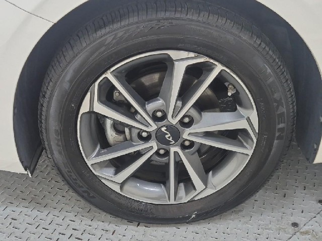 5111002670R19.jpg