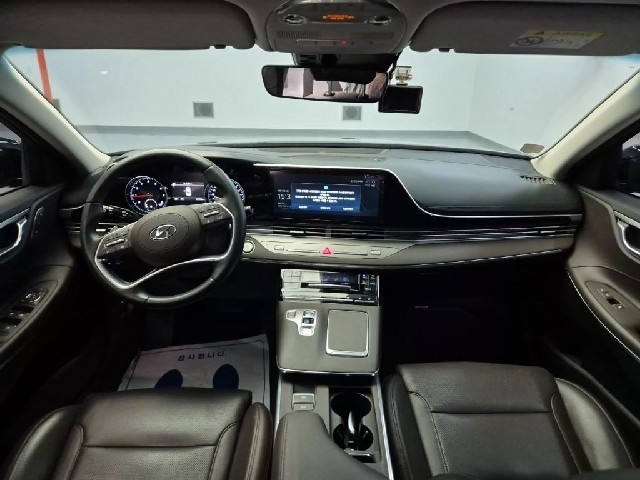 6061000869R7.jpg