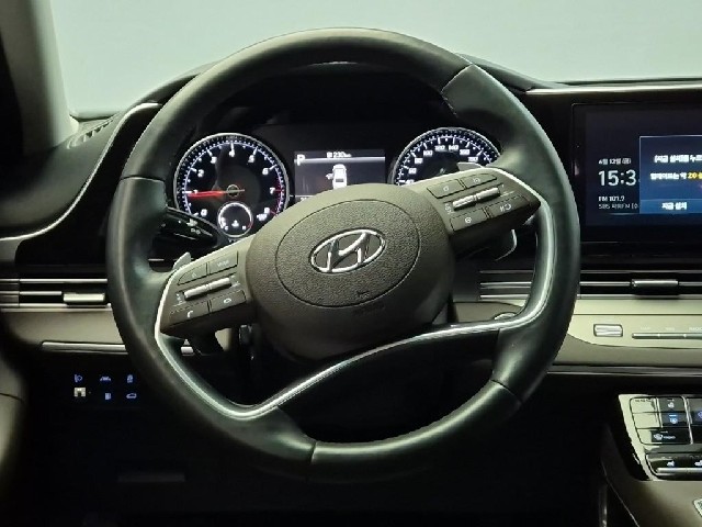 6061000869R9.jpg
