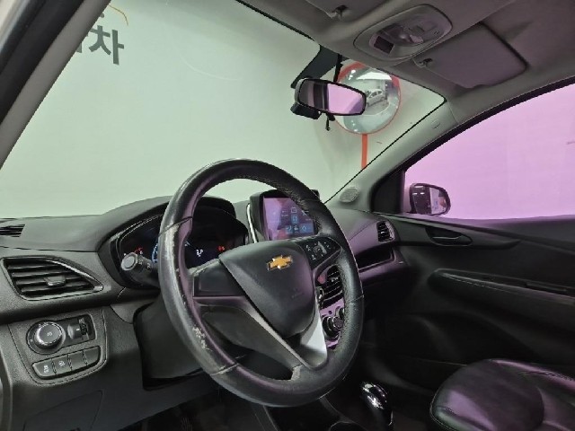6061002215R7.jpg