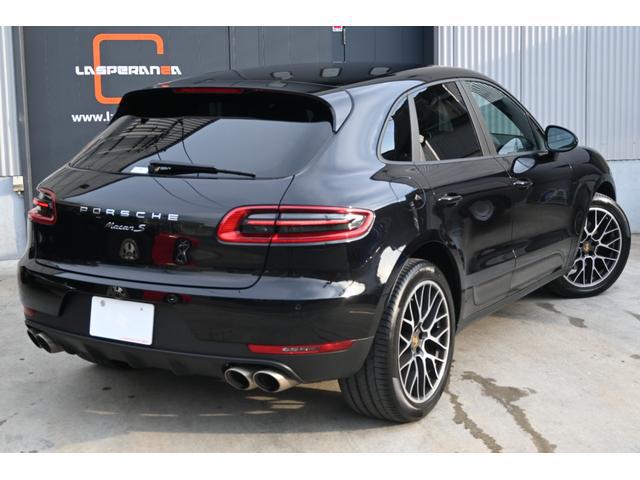 0170311A30240719W00119.jpg