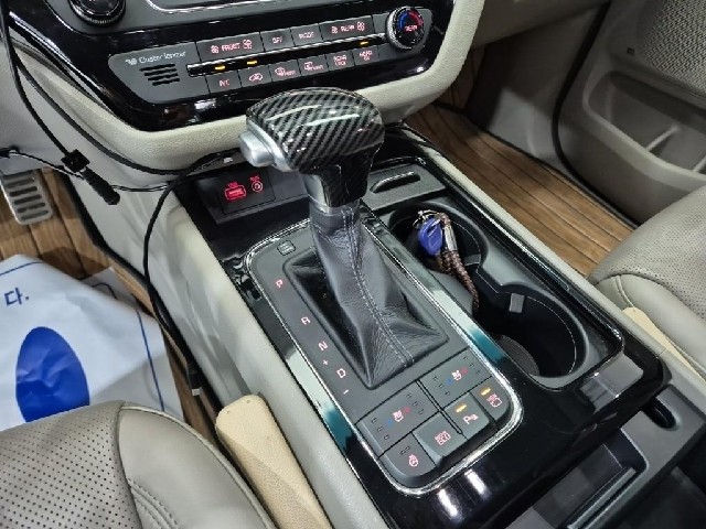 6051002652R8.jpg