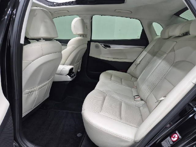 6061500831R12.jpg