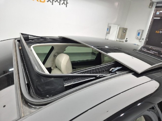 6061500831R13.jpg