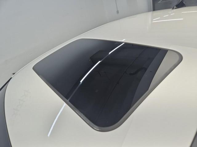 6061502293R13.jpg