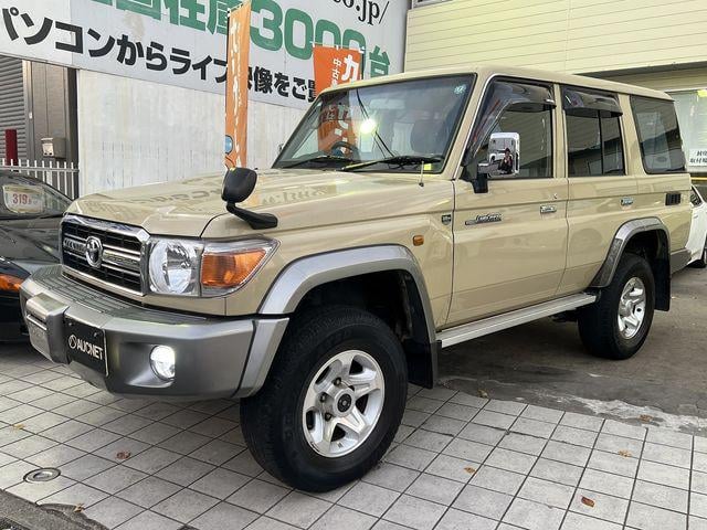 6081000590R1.jpg